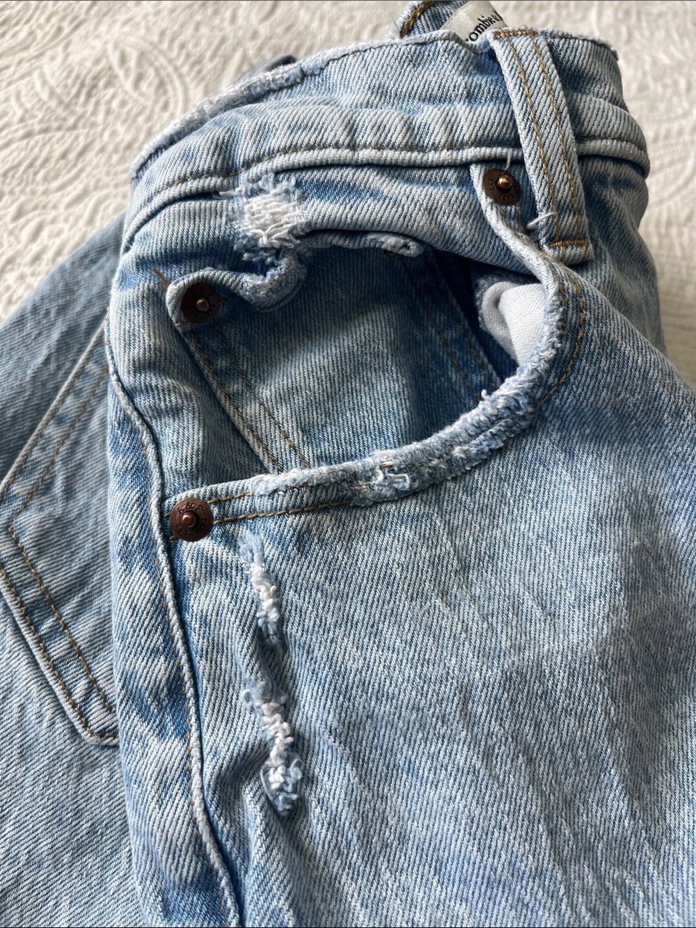 Abercrombie & Fitch Curve Love Light Wash High Rise Straight Jeans 90s size 25/0 - Picture 7 of 8